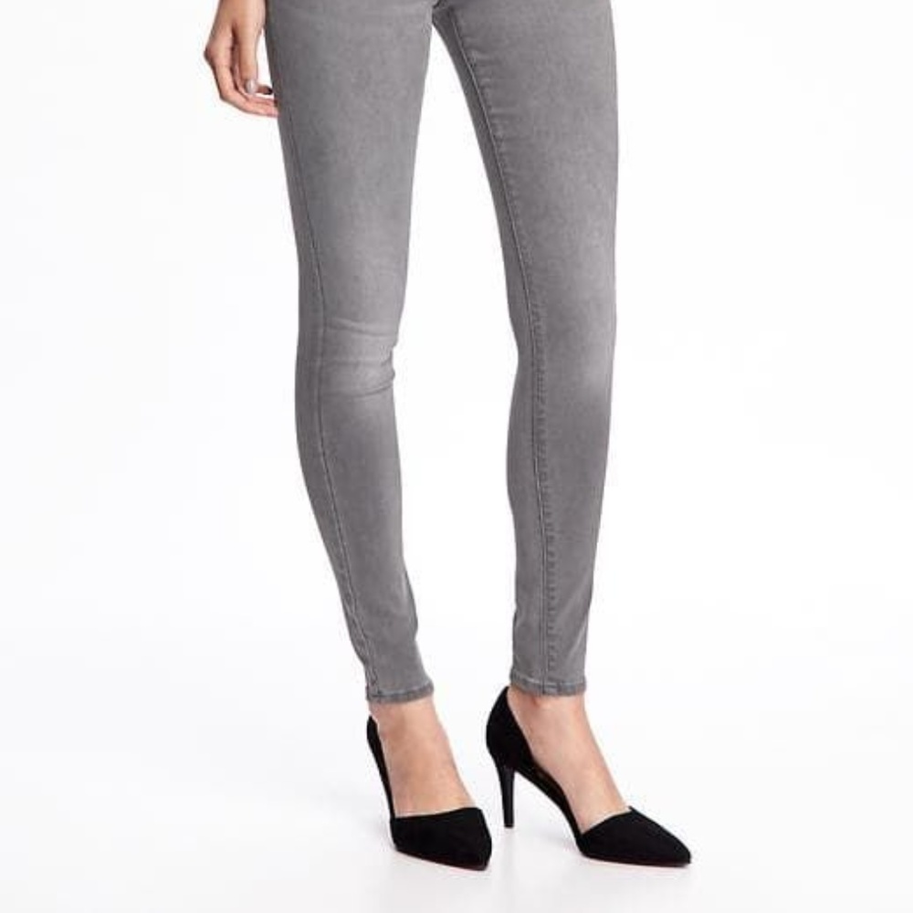 Mid-Rise Gray-Wash Rockstar Super Skinny Jeans - Picture 2 of 2